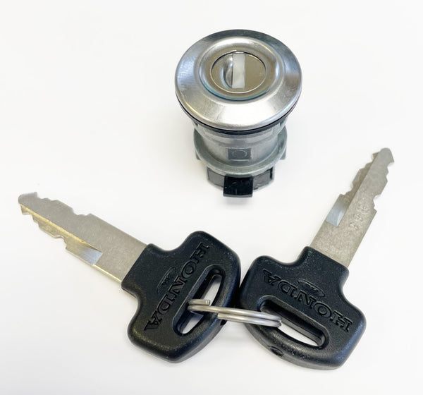 Honda GL1100 filler lid lock with keys 37220-439-007