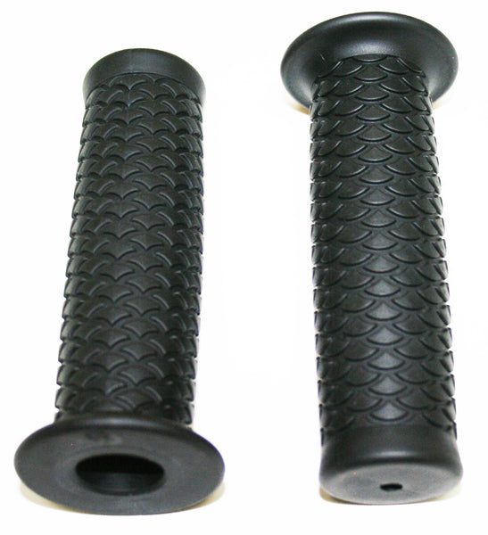 Universal motorcycle retro black style 7/8" grip set